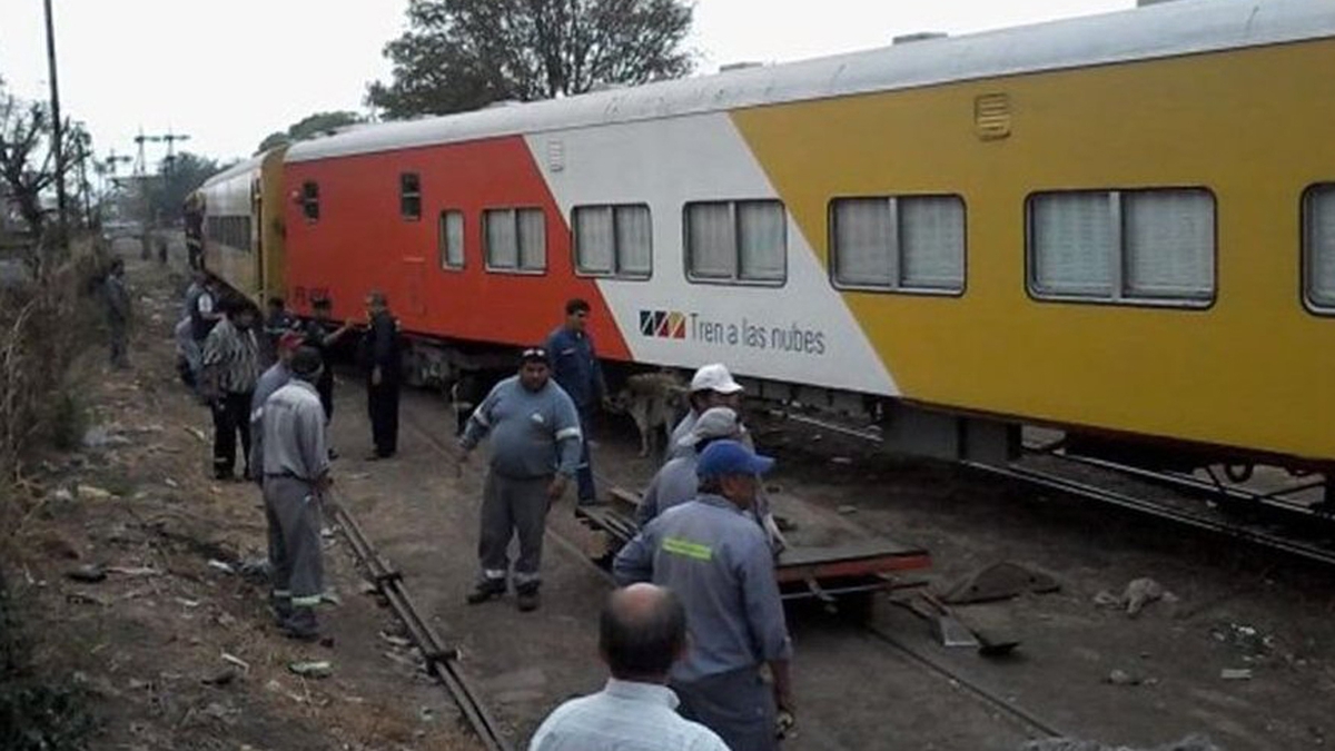 C salta tren a las nubes 7